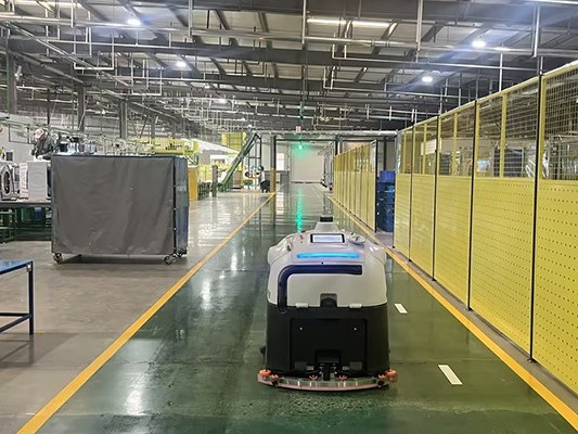 坦力工業(yè)自動清潔機(jī)器人解決：工作站安裝換水與充電站不一致的問題