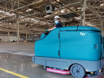 地下停車(chē)場(chǎng)應(yīng)該怎樣選擇洗地機(jī)？