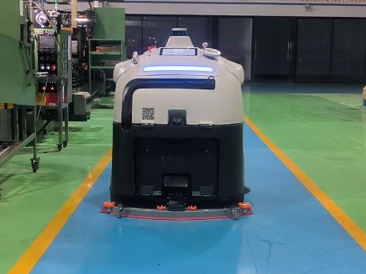 驚爆！電子廠國慶清潔工糾紛，坦力工業(yè)掃地機(jī)器人成救星
